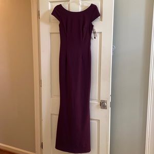 New never worn burgundy gown. Size 3
